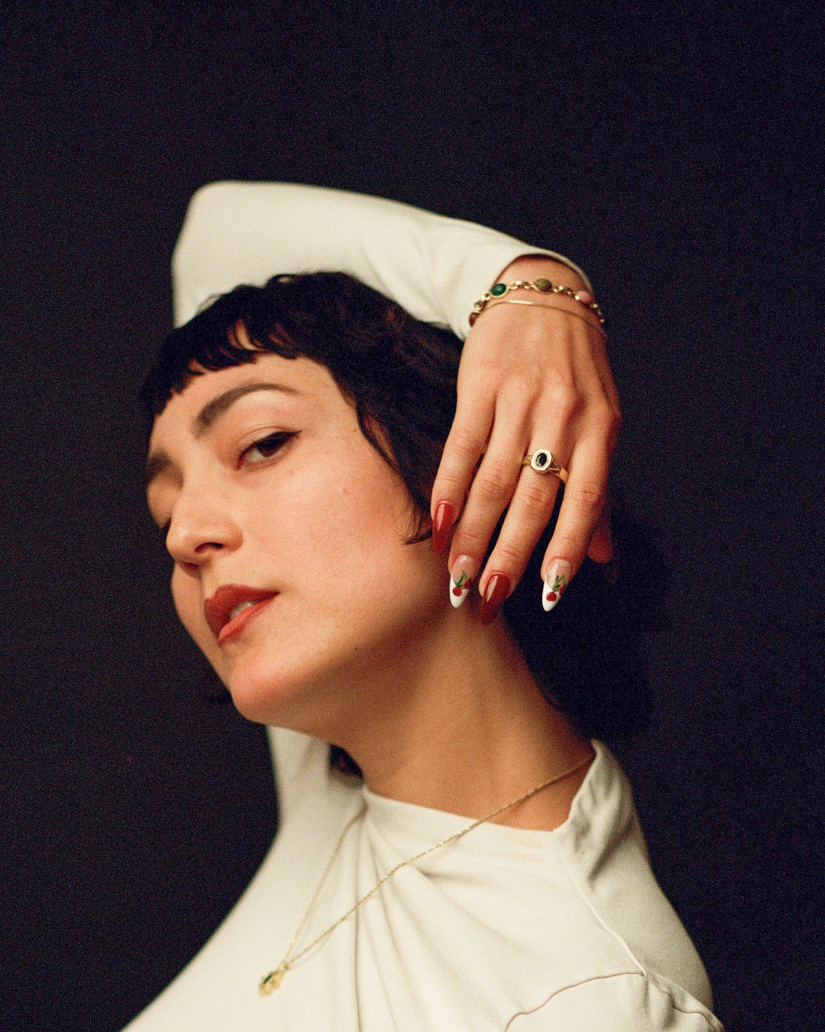 Graveshire Ring / yellow gold + blue sapphire