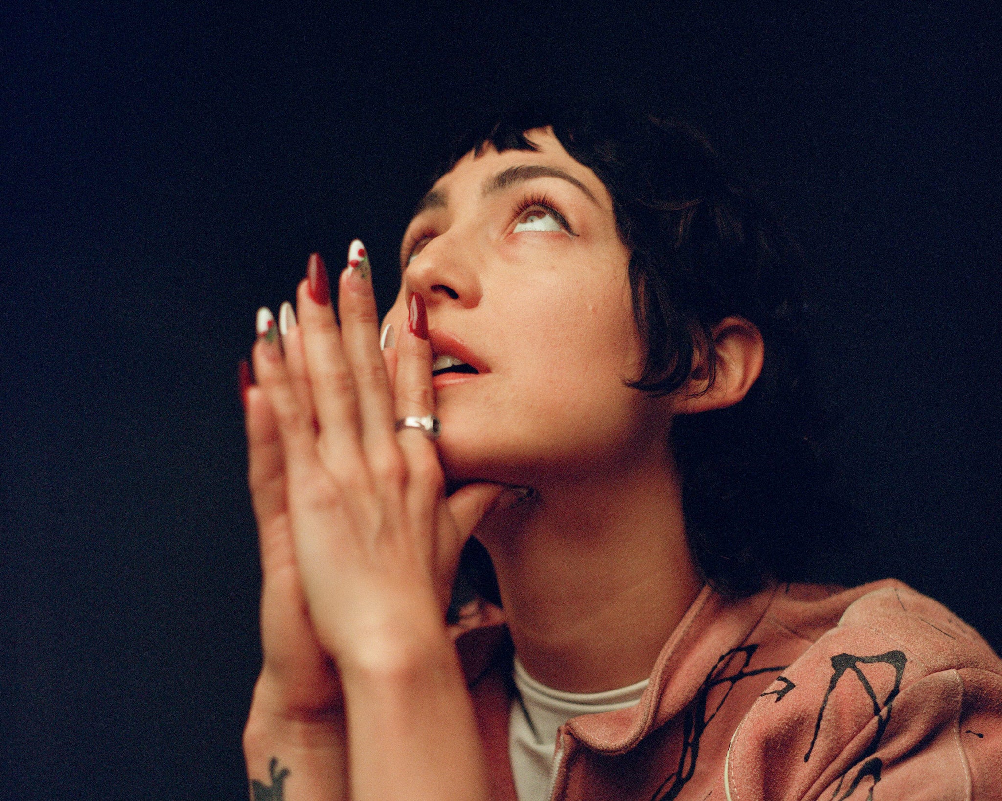 Graveshire Ring / white gold + ruby