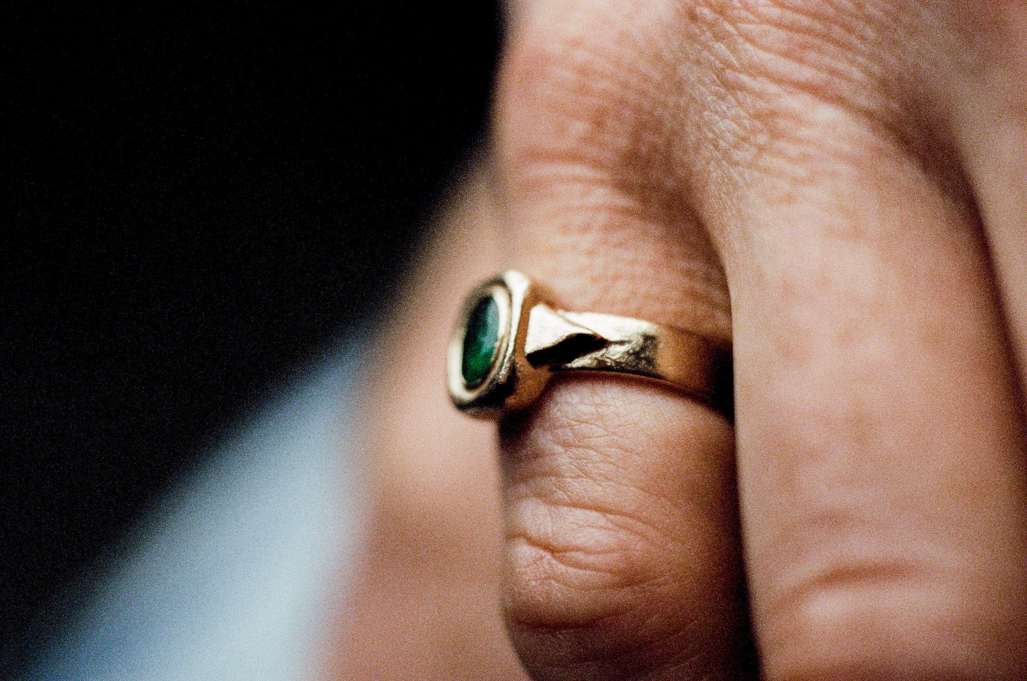 Graveshire Ring / rose gold + emerald