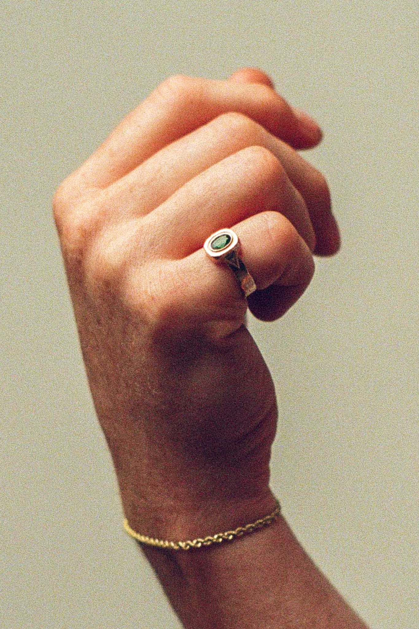 Graveshire Ring / rose gold + emerald