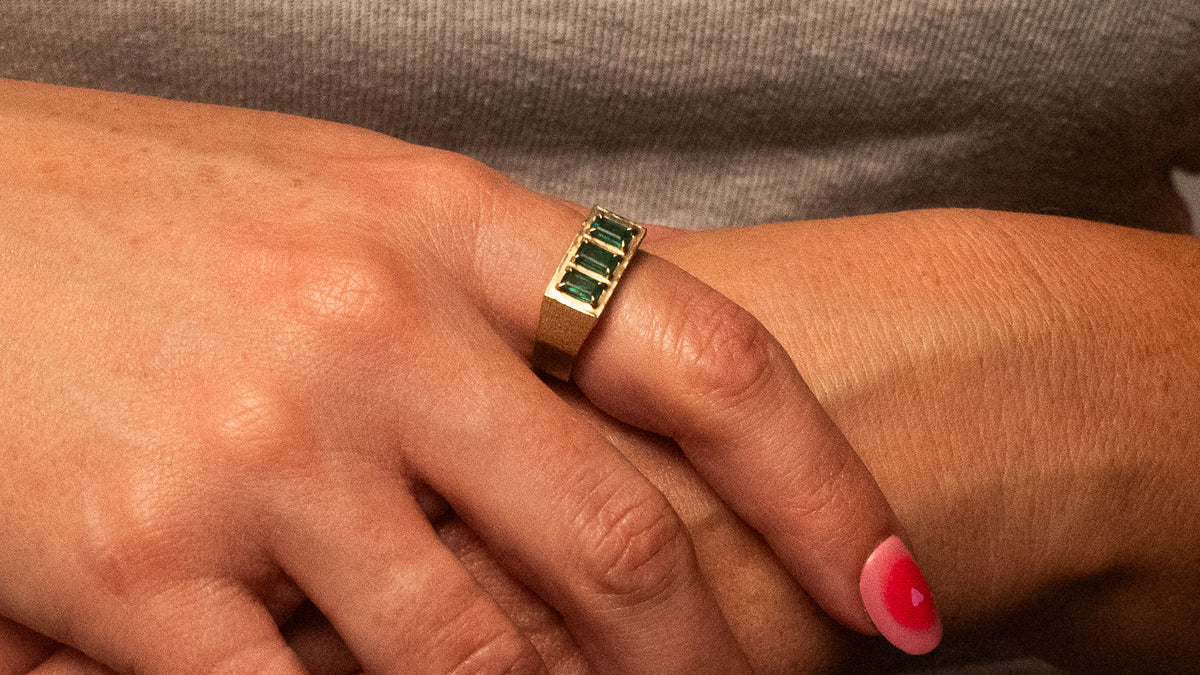 Oathbound Ring | Emerald
