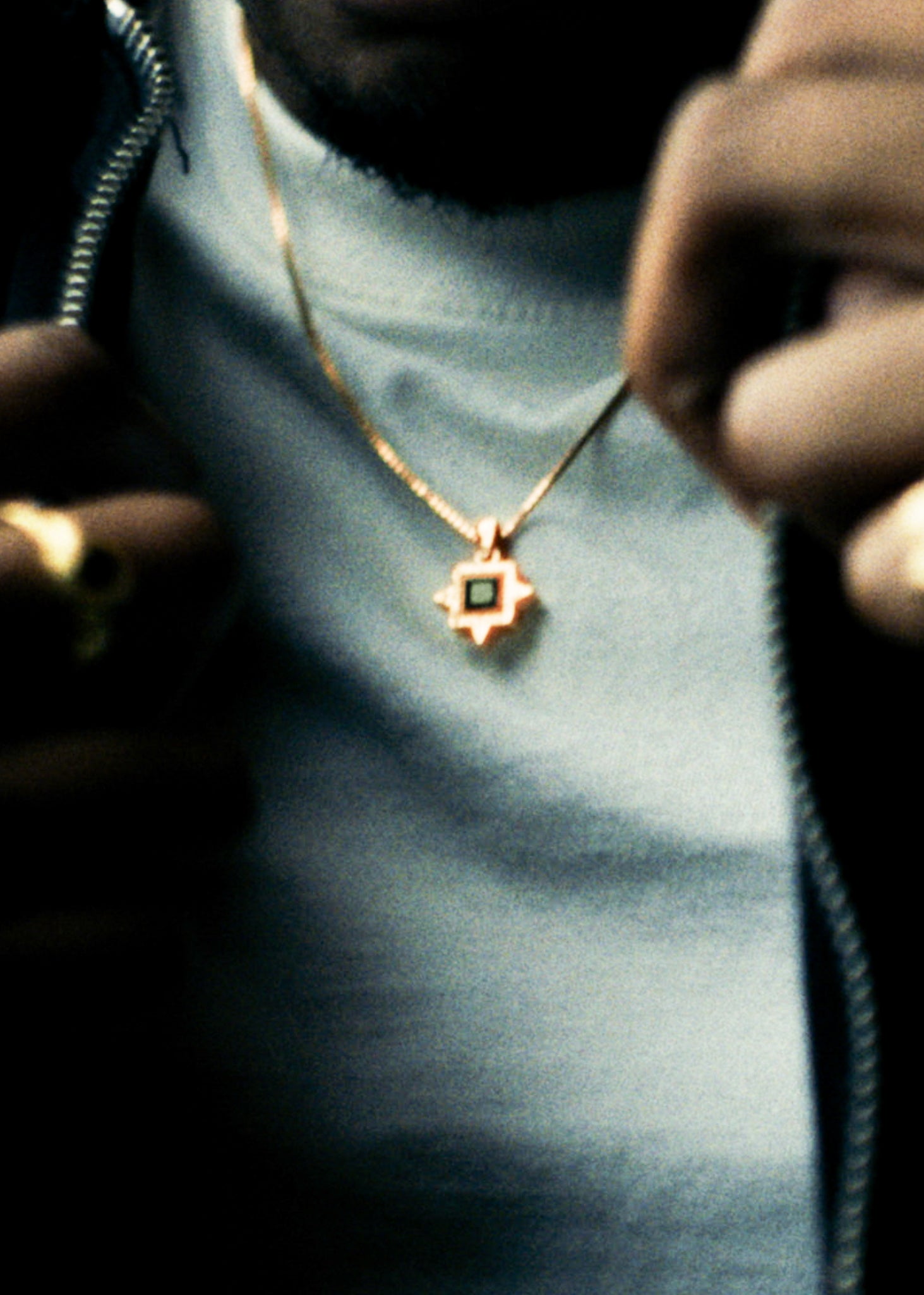 Graveshire Pendant / rose gold + emerald