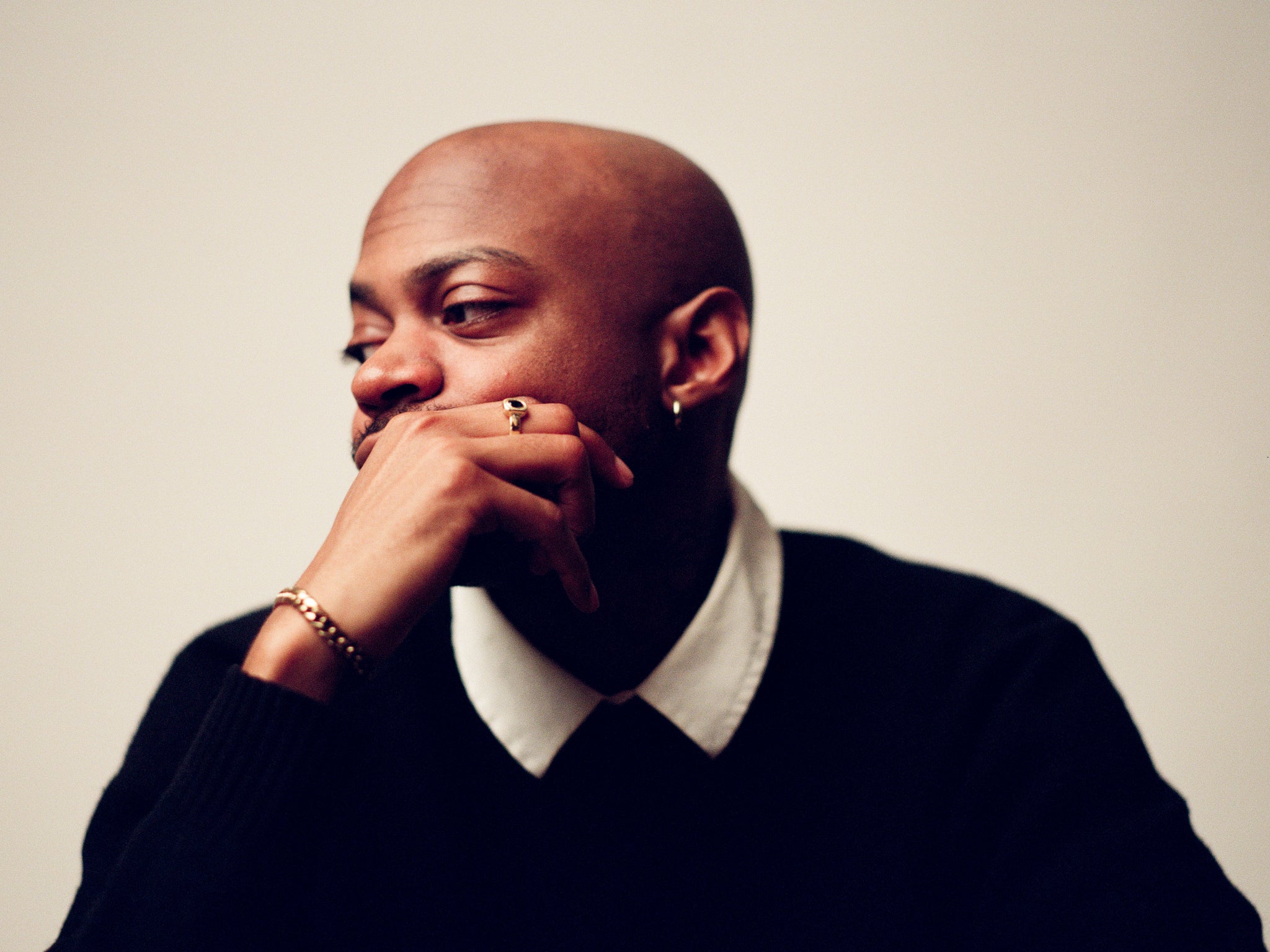 Graveshire Ring / yellow gold + blue sapphire