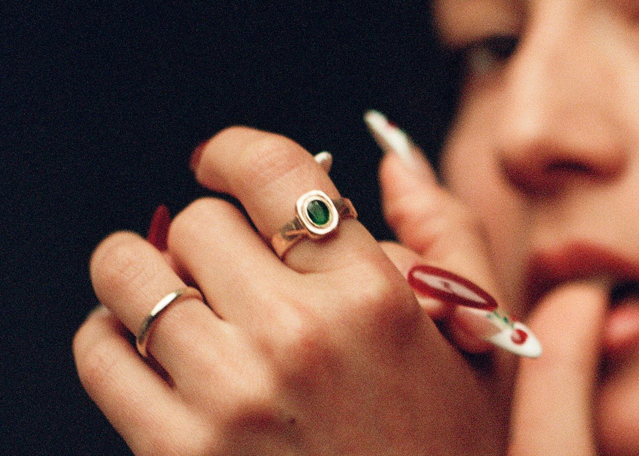 Graveshire Ring / rose gold + emerald