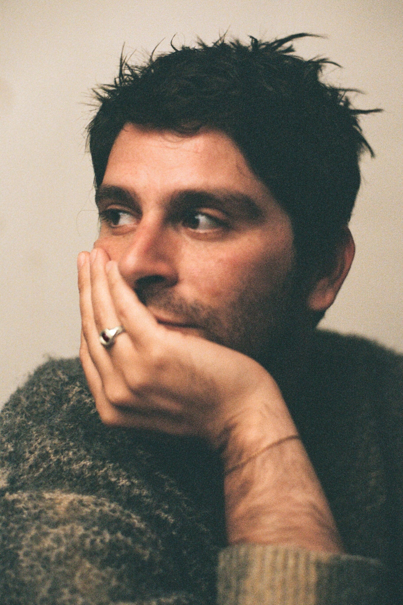 Graveshire Ring / white gold + ruby