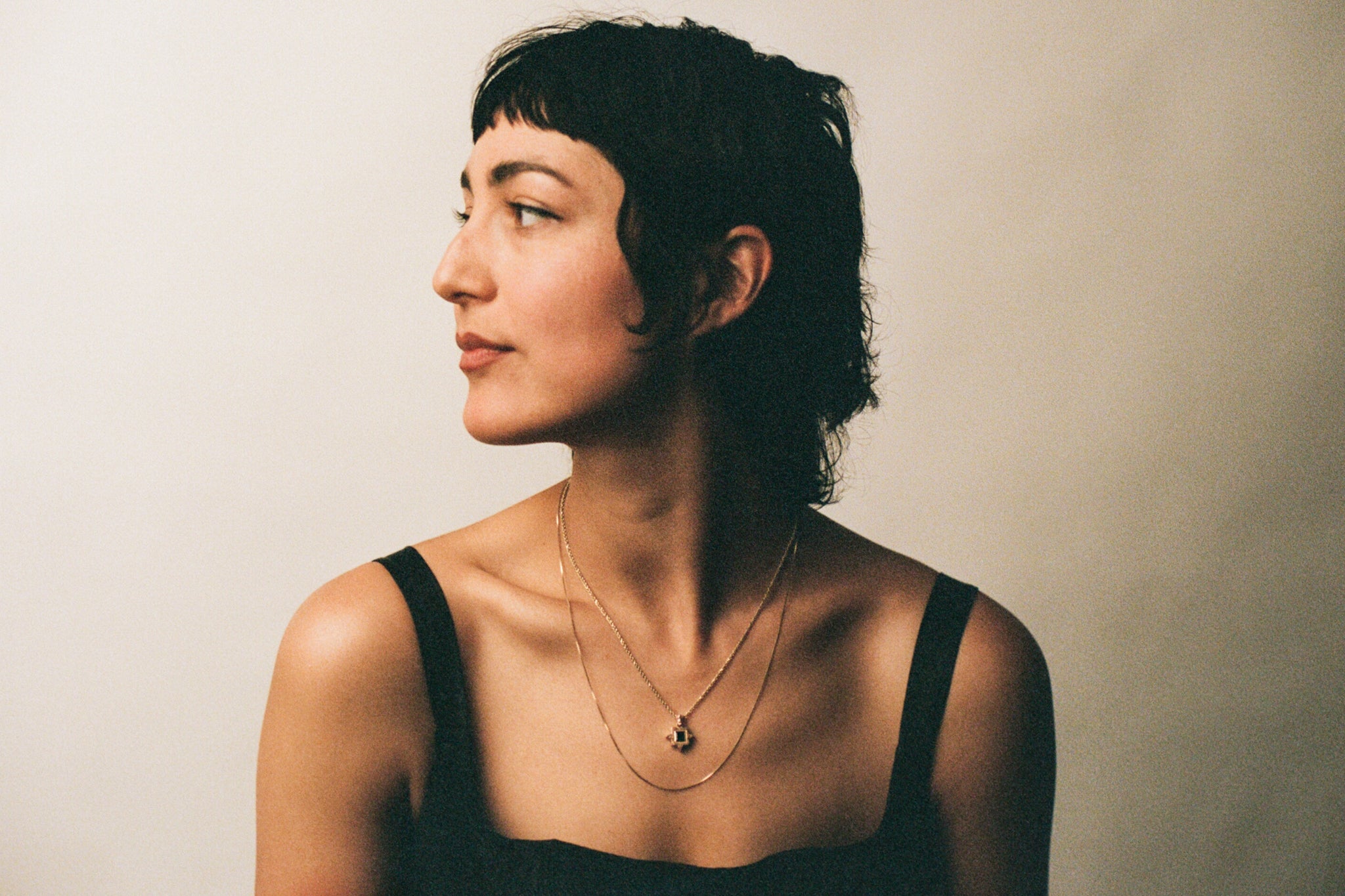 Graveshire Pendant / rose gold + emerald