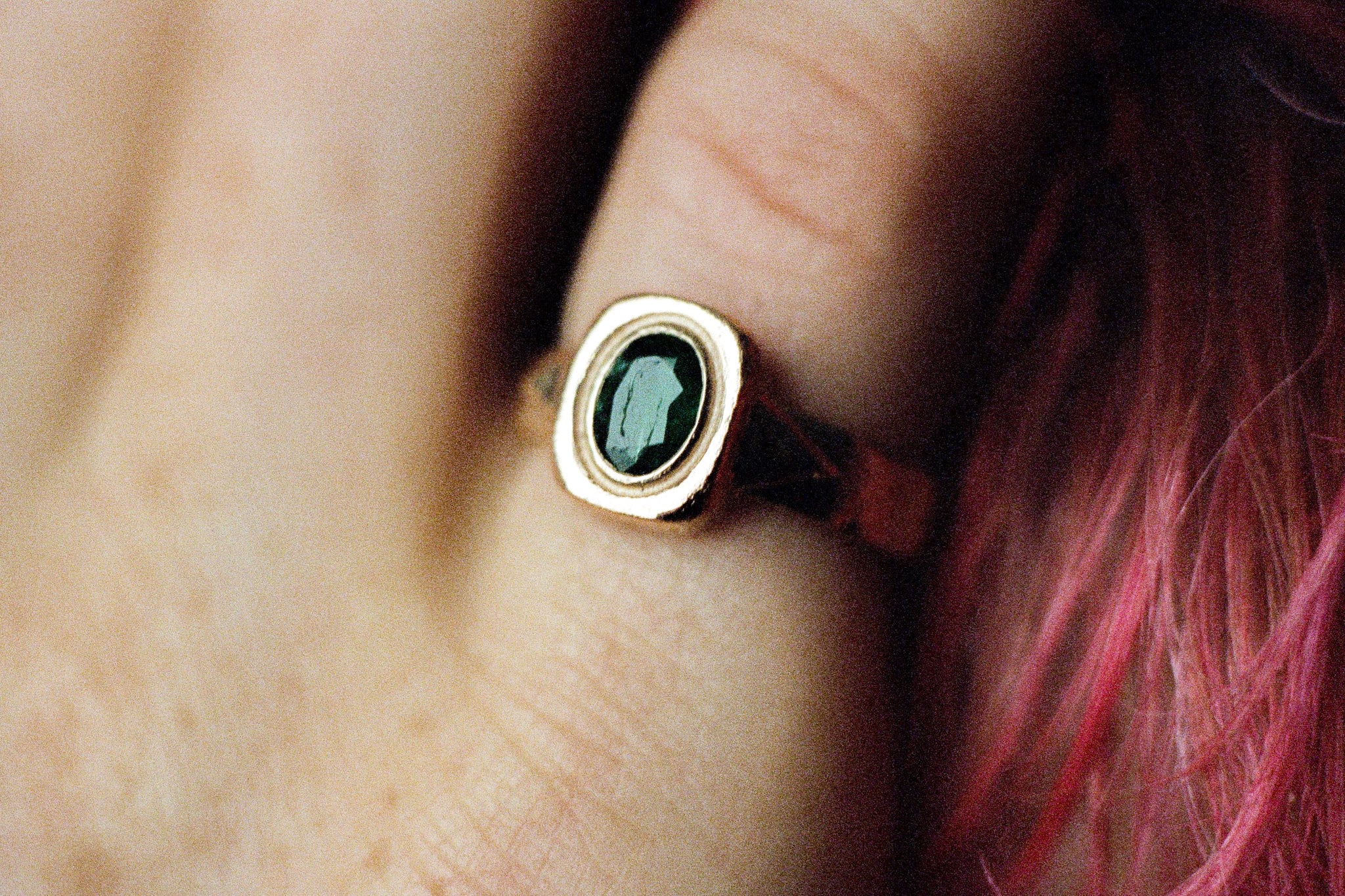 Graveshire Ring / rose gold + emerald