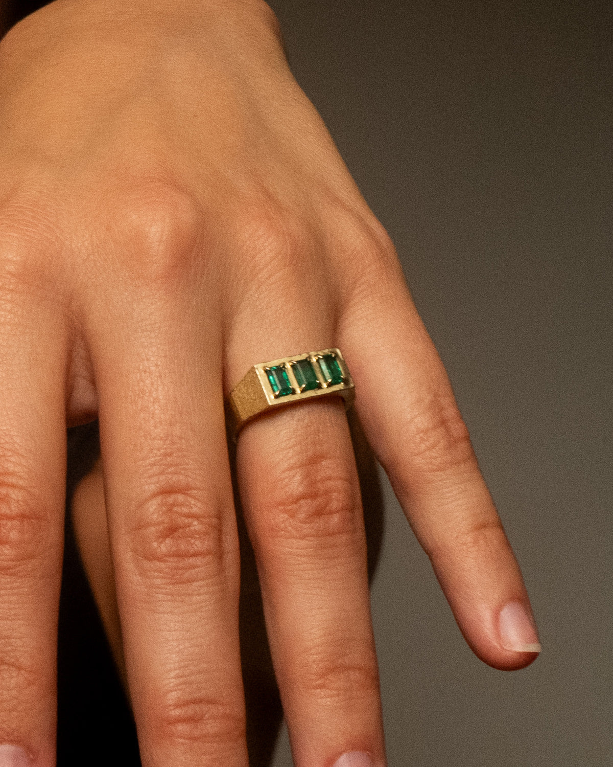 Oathbound Ring | Emerald