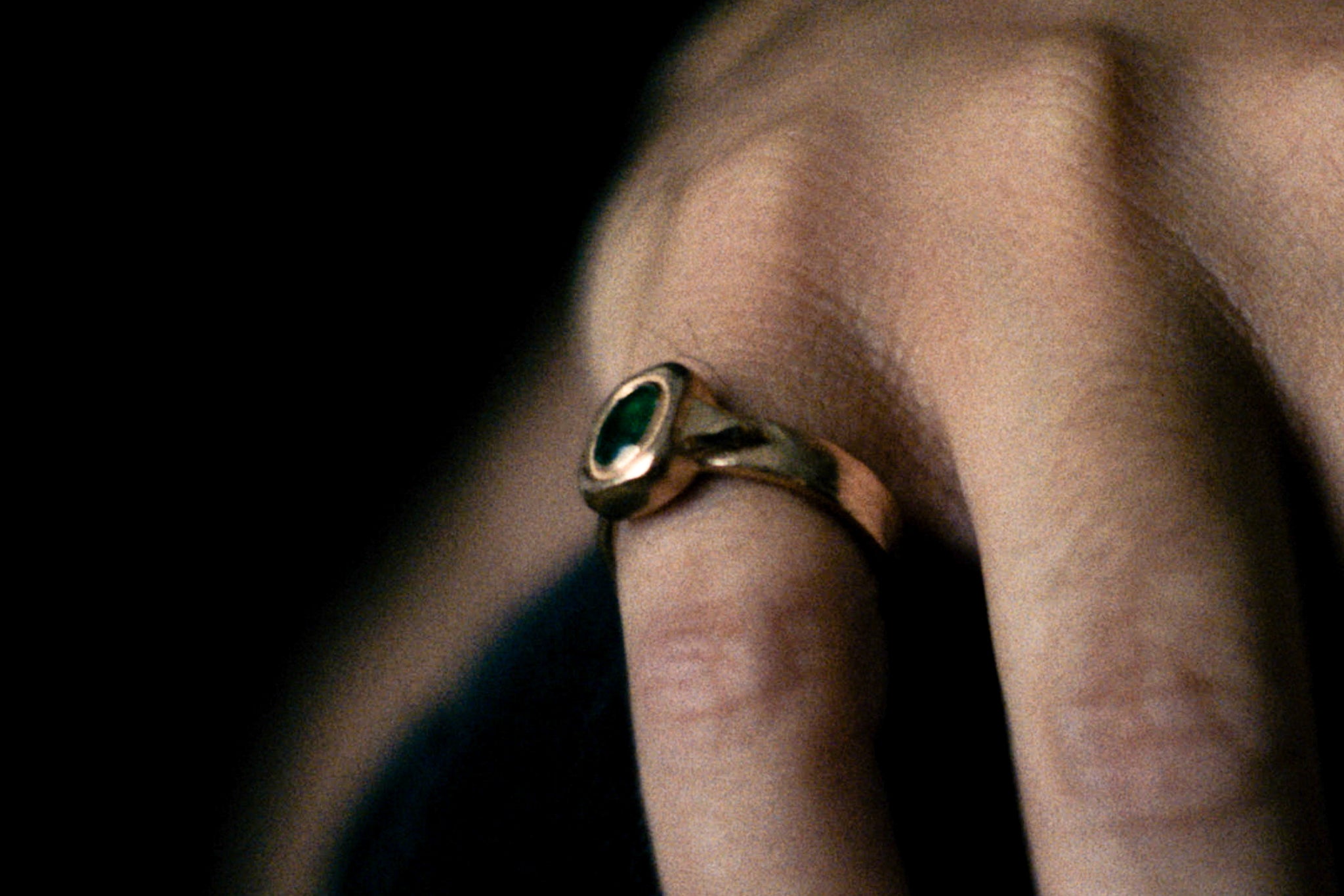 Graveshire Ring / rose gold + emerald